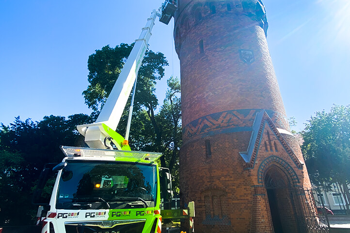 Hubsteiger / Arbeitsbühne mieten